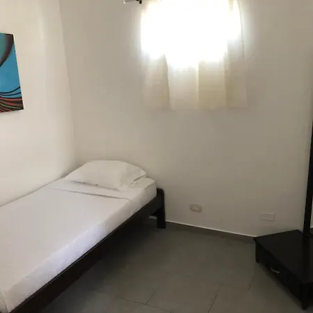 El Mirador Inn *